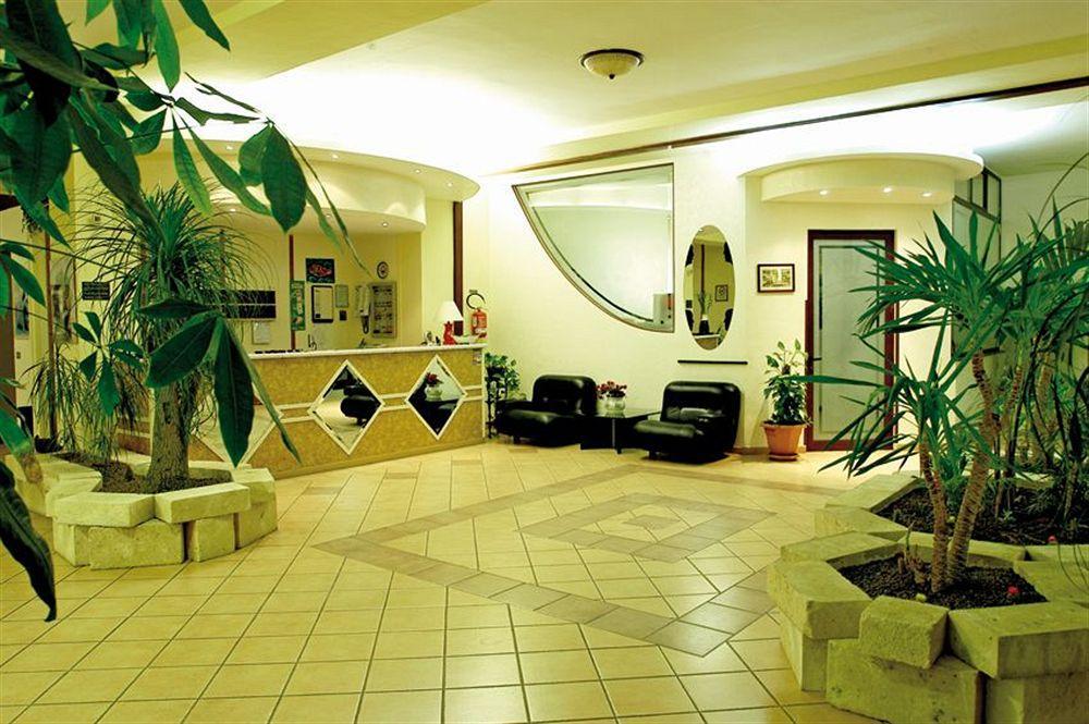 Aparthotel Felix Ricadi