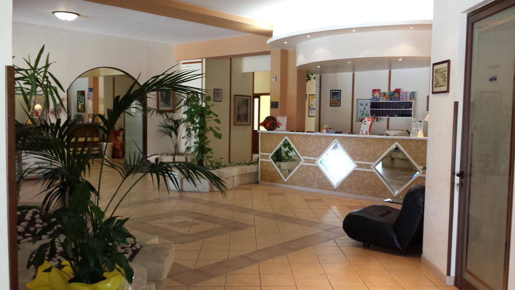 Felix Aparthotel Ricadi